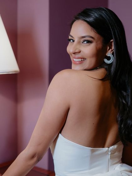 Modern Pastel & Ivory Brides photo 28