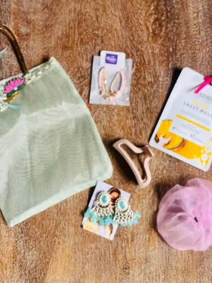 Gift Hamper - Personalized Gift Hampers Rakhi Celebrations photo 155