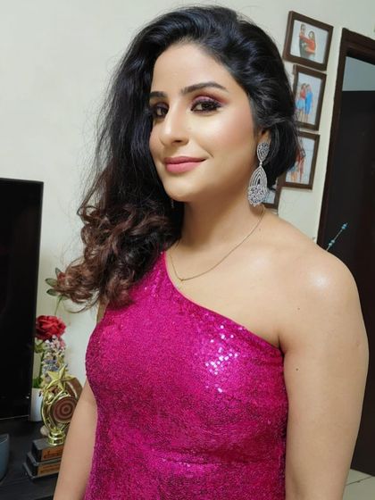 Party & Festive Glam photo 11