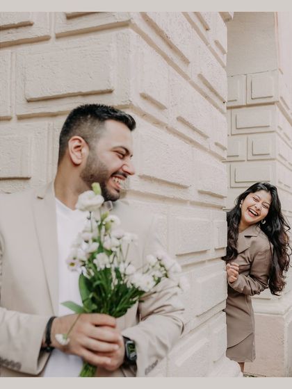 Coastal Love Stories: Beaches & Skylines photo 7