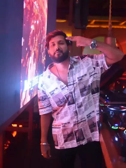 A fun pose for the camera. It's important to enjoy the moment and bring that energy to the crowd.