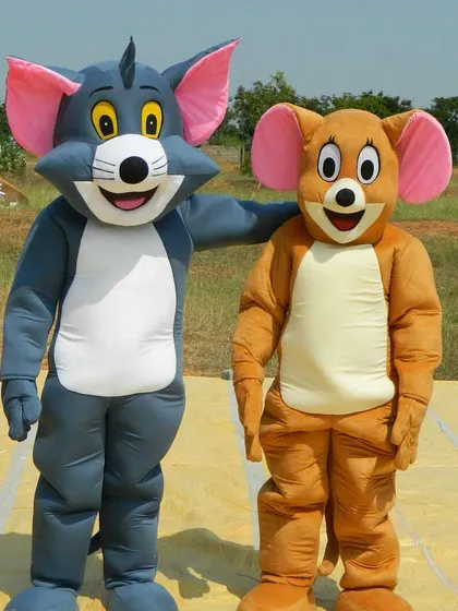 Bring the classic chase to your party with Tom and Jerry. These full-size character mascots are always a favorite for children and adults.