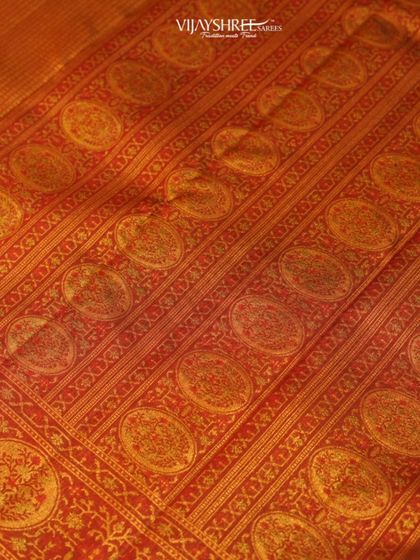 The full pallu design, showcasing the dense and luxurious zari work.