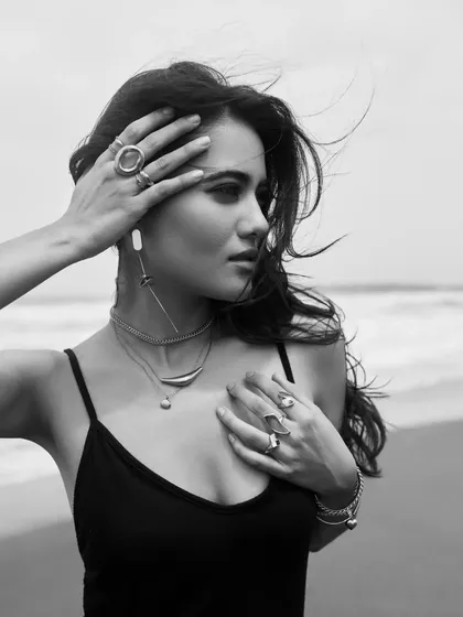 A black and white version of the look, adding a touch of classic, timeless beauty to the campaign.