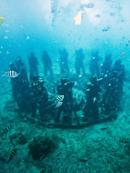 Diving into another world at Gili Meno, Bali. Discovering these underwater statues was a surreal moment. My trips are full of these hidden gems, both above and below the water.