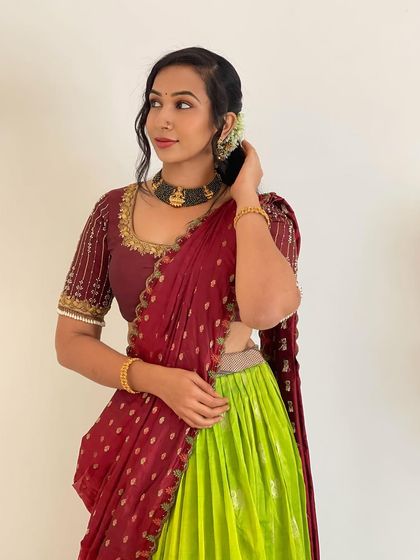 Astha Designer Boutique - Ready-to-Wear Sarees Rent Your Dream Outfit photo 7