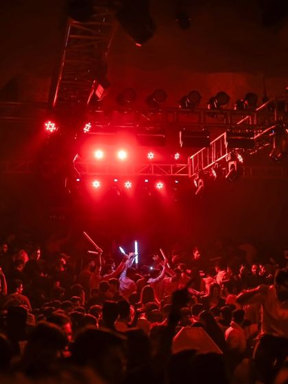 Shut down Bastian, Mumbai on a Saturday night with over 2500 people. Easily one of the best gigs of the year for me.