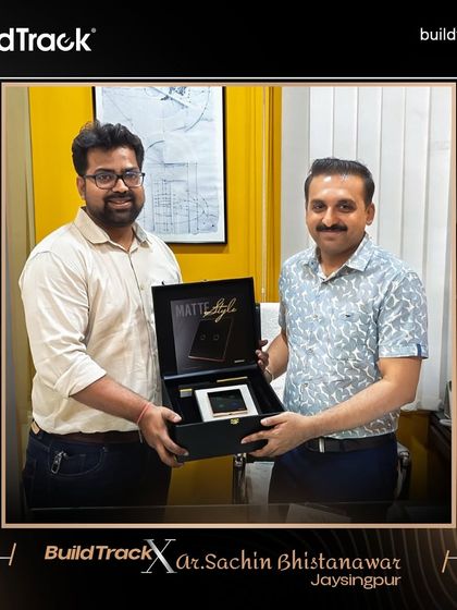 To the architects who push boundaries, we are thrilled to support your vision. Here is our team with Architect Sachin Bhistanawar in Jaysingpur, showcasing our latest WiFi Keypads.