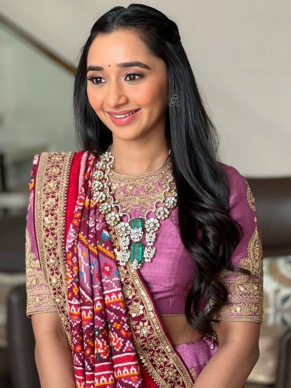 Signature Soft & Radiant Glow photo 16