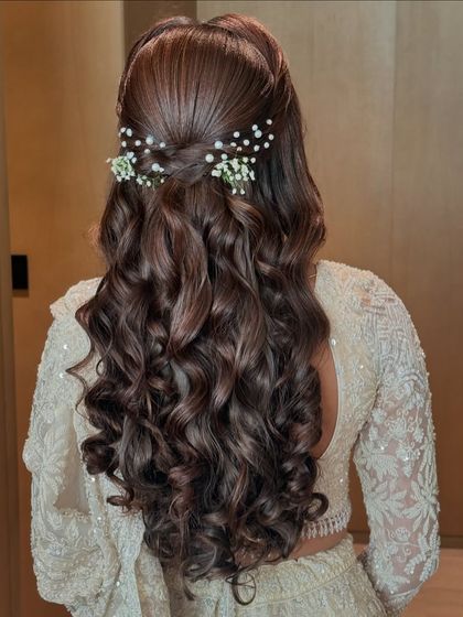 Bhavya Achar - Bridal & Occasion Styling Romantic Open & Half-Up Styles photo 19