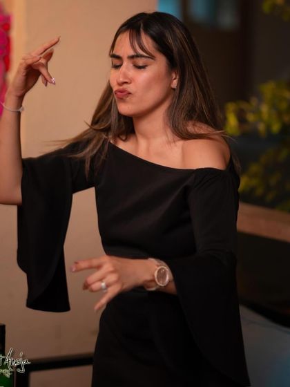 A guest feeling the groove at one of my Friday night sets.