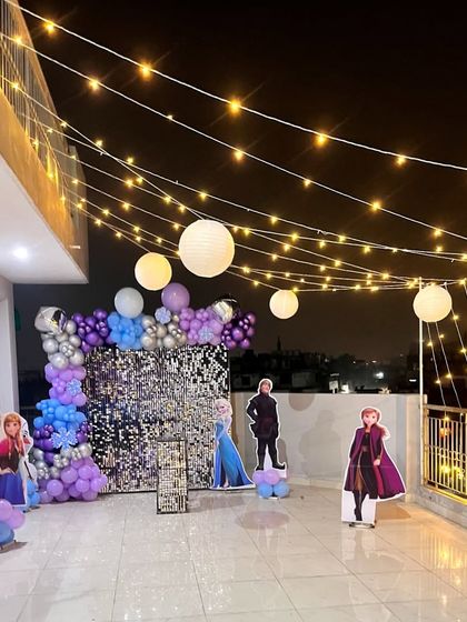 Outdoor & Backdrop Party Decorations photo 3