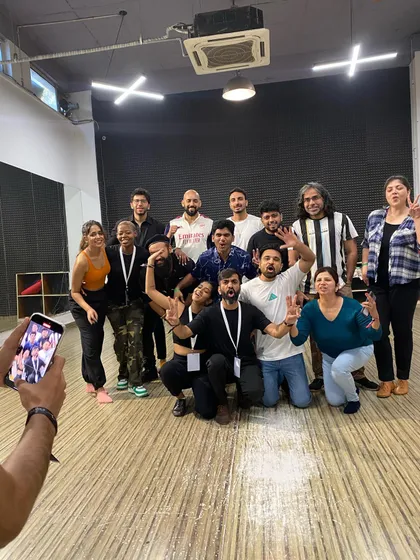 Glimpses from our 'Crossbody Lead' workshop. We love teaching specific techniques to help our dancers grow.
