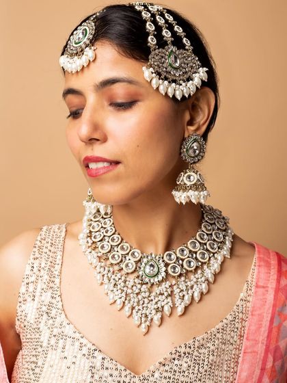 Detailed Jewelry Photography photo 10