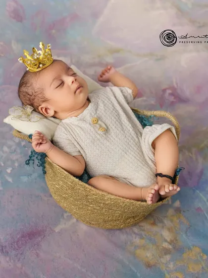 A different angle of the prince theme, this time in a crescent moon shaped basket against a beautiful pastel backdrop.