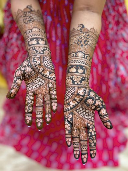 Mitali - Bridal Mehendi Full Bridal Mehendi (Hands) photo 19