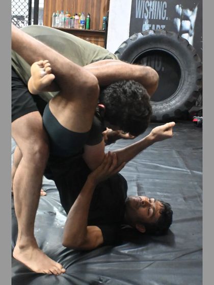 Bengaluru MMA - Mixed Martial Arts & Combat Sports Training On The Mat: Grappling & Ground Game photo 27