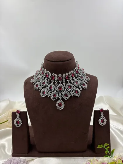 The ruby-red version of the dense, layered AD necklace.