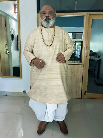 Character Wardrobe: Film & TV photo 10