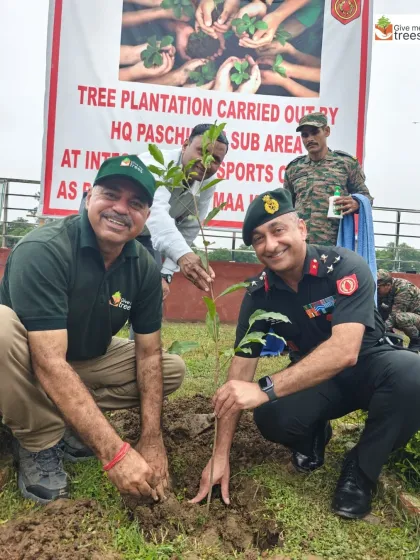Honored to plant a tree with a senior officer from the Indian Army. Our collaborations with the armed forces have helped us reforest large areas across the country.