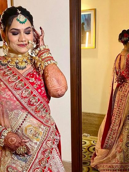 A beautiful reflection shot of my bride. The matte brown smokey eye and dewy base create a perfect balance for her traditional look.