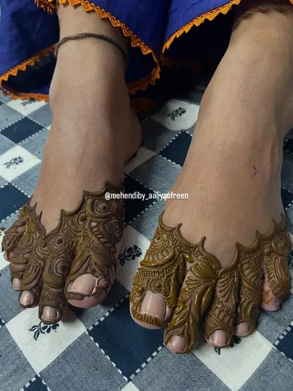 A simple and elegant leg design, perfect for any occasion.