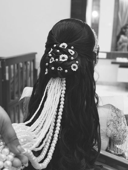 Bhavya Achar - Bridal & Occasion Styling Romantic Open & Half-Up Styles photo 11