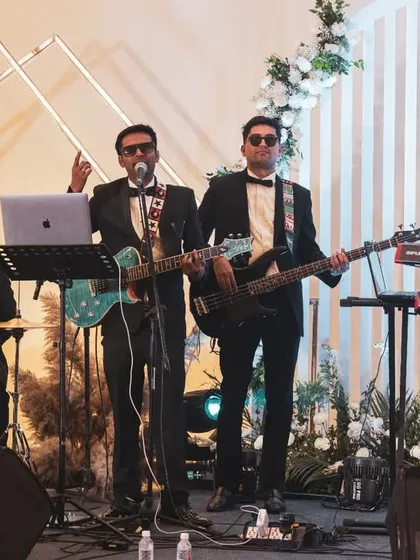 Glimpses from a wedding gig. Our female vocalist takes the lead, supported by the full band.