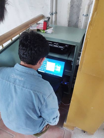 Solarify - Residential Rooftop Solar Installation The Brains of the System: Inverters & Batteries photo 6