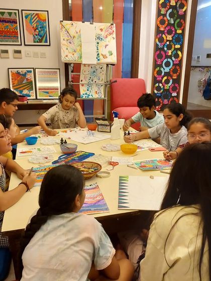 My Saturday class for 9 to 15-year-olds is a great time for bonding and creating together. The students are focused on their individual projects while sharing a fun, collaborative experience.