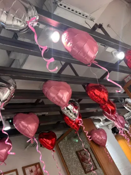 The metallic finish on these foil heart balloons catches the light beautifully. I always consider a space's lighting when selecting decorations to ensure they look great throughout the day and night.