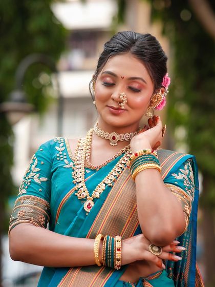 Learn with Roshni: Makeup Academy photo 56