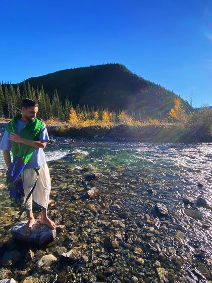 Enjoying the sun and the clear water in Calgary. Traveling for performances and workshops allows me to experience new landscapes and cultures, which enriches my perspective as an artist.