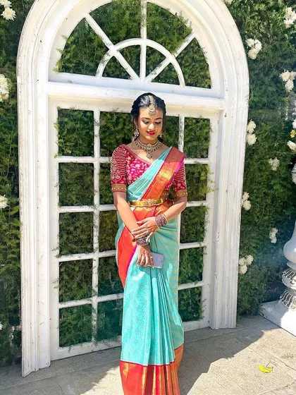 Duplicate of 18, a candid shot.