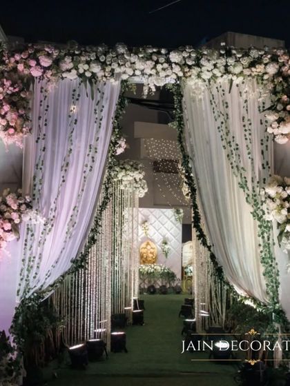 Elegant White & Pastel Dreamscapes photo 11