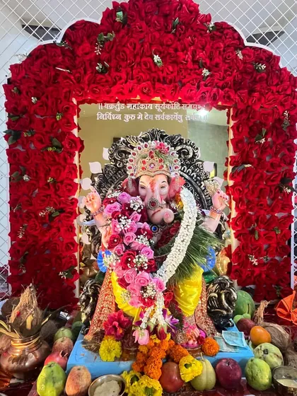 Creating garlands for deities is a service I hold close to my heart. This beautiful Kanthi, made of fresh pink and red roses with jasmine, was designed to adorn a Ganpati idol during the festival, adding natural beauty to the worship.