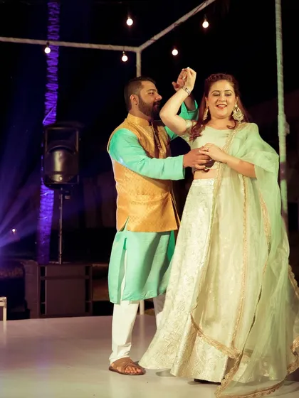 Capturing the pure joy of a couple's dance. We choreograph romantic and fun routines that reflect your unique story, making sure you feel comfortable and confident on the dance floor, even if you've never danced before.