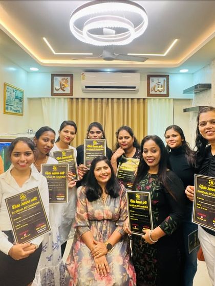 Another proud group of graduates from my mehandi class. Their hard work has paid off, and I can't wait to see what they achieve.