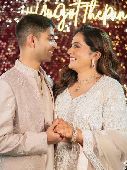 Glamorous Reception & Sangeet Styles photo 29