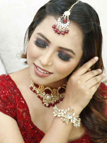 More angles and moments from our glamorous Sangeet, Cocktail, and Engagement looks.