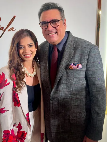 Sharing a moment with the incredibly talented and humble Boman Irani at the HSBC Gratitude Gala. It was an absolute honor to moderate a session with him. My approach to celebrity interviews is to create a relaxed atmosphere where their genuine personality can shine through.
