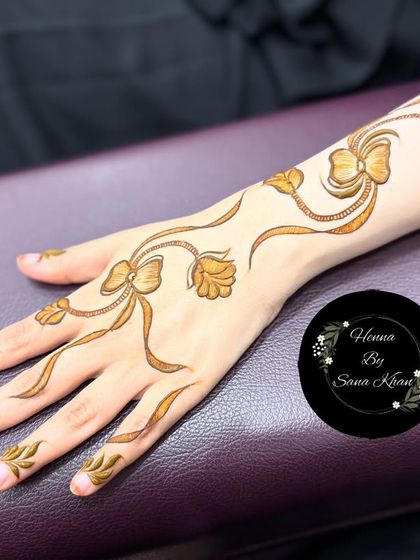 Modern & Minimalist Mehendi photo 11