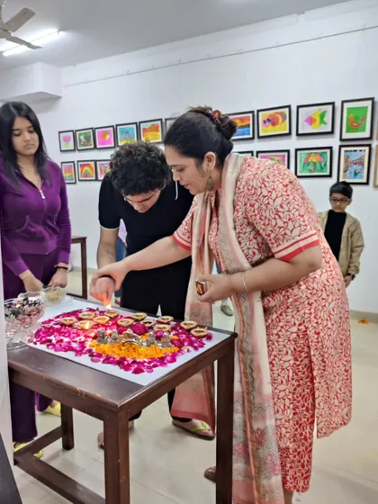 More heartwarming moments from our studio's lighting ceremony, celebrating new beginnings with our wonderful community.