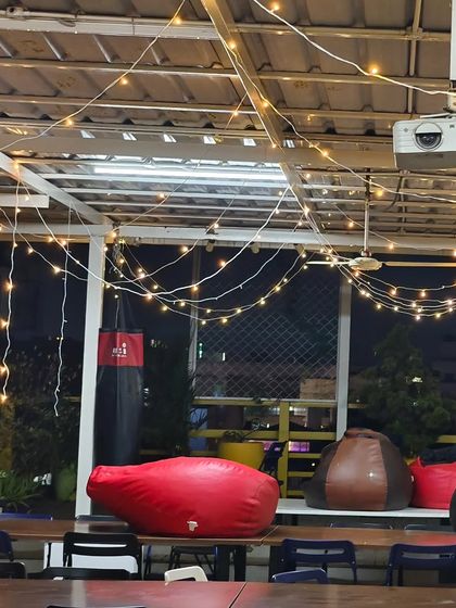 Office & Festive Decorations photo 4