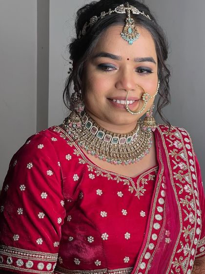 Timeless Wedding Day Looks photo 29