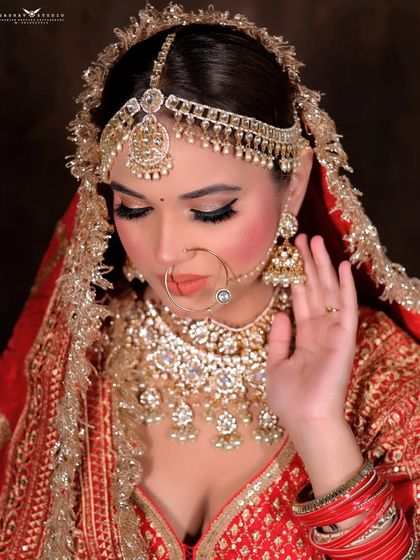 Royal Bridal Lehengas photo 128