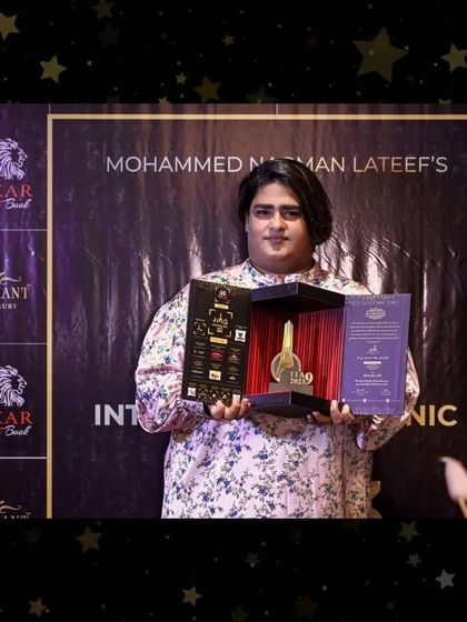The founder of the International Iconic Awards, Mohammad Nagaman Lateef, holding the custom invitation box. It was an honor to collaborate on such a significant project and bring his vision for the event's invitation to life.