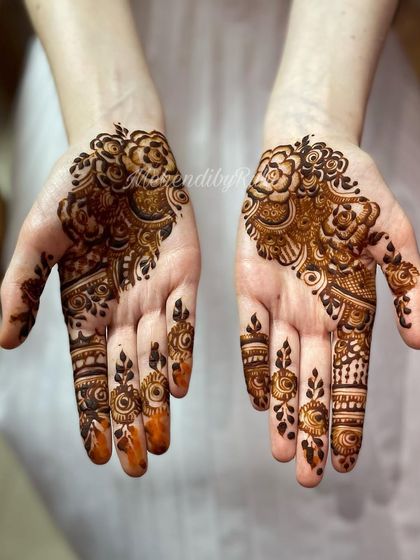 Lush Florals & Delicate Vines photo 11