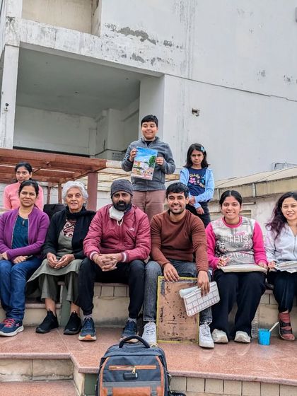 A group photo from our visit to the Olympiart exhibition. It was a fantastic day of learning and community bonding outside the studio.
