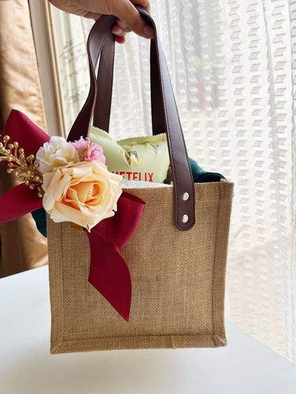 Welcome Hampers & Return Favours photo 4